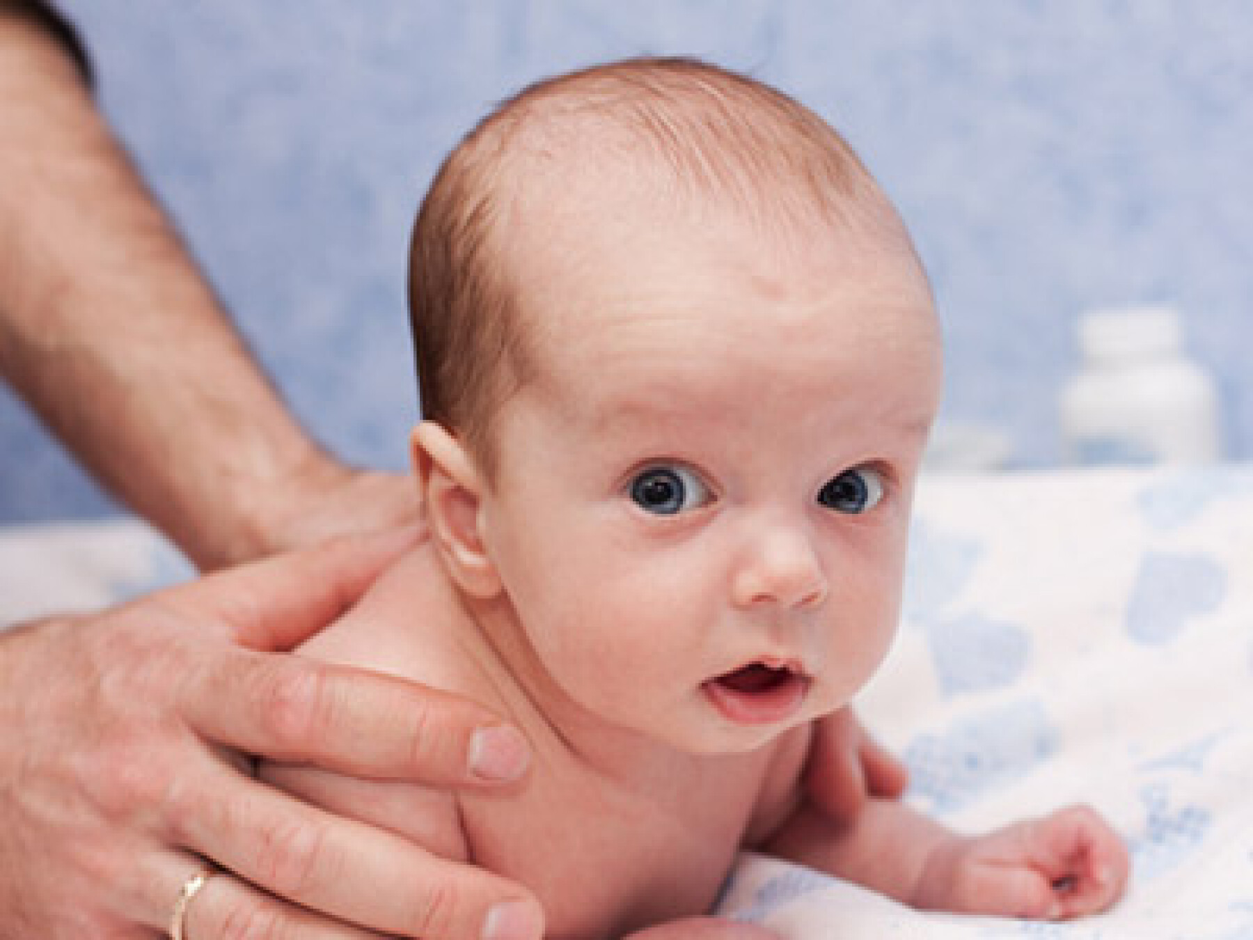 C Est Un Bebe Baveur