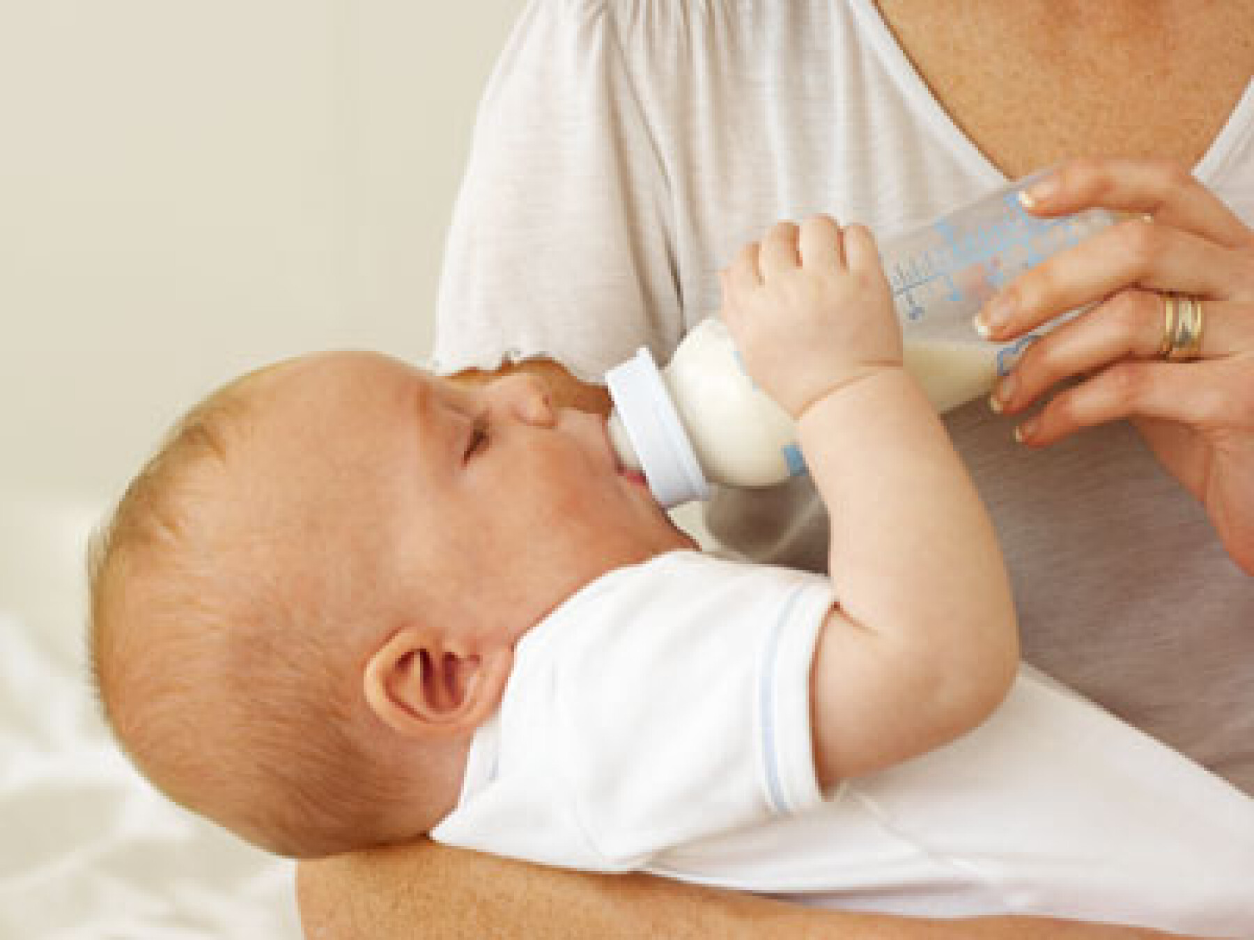 L Alimentation De Bebe De 2 Mois A 3 Mois